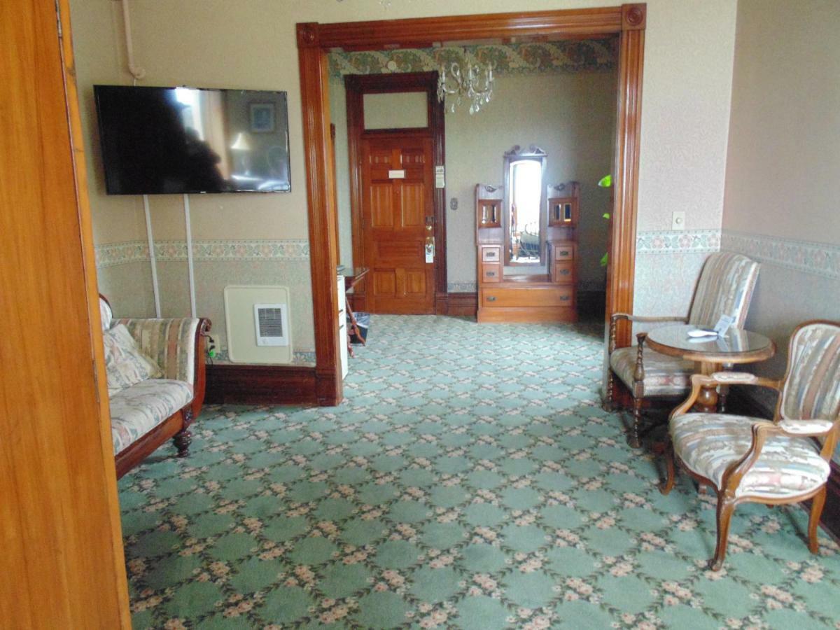 Manresa Castle Hotel Port Townsend Kültér fotó